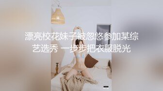 ✿长筒靴牛仔裤✿巅峰女神顶级精盆翘臀骚货牛仔裤半脱自己抱起美腿露出小骚逼让大鸡巴爸爸插入，极品大长腿反差婊