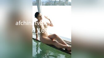 [MP4/273M]12/28最新 土豪干爹內射99年大一干女兒含含嫩穴宛如童BVIP1196