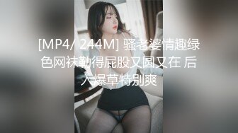 三个女人一台戏，全程露脸带好姐妹一起下海直播诱惑狼友，互动撩骚听指挥，揉奶玩逼看特写，精彩刺激不断