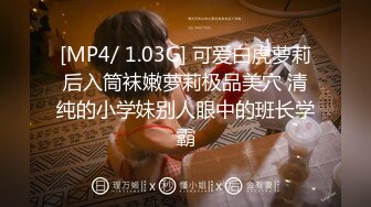 33万粉炮王大种马【赵又廷】约炮嫩模美少女【肉包】合作性爱露脸自拍，S级身材太诱人，连续搞了2炮